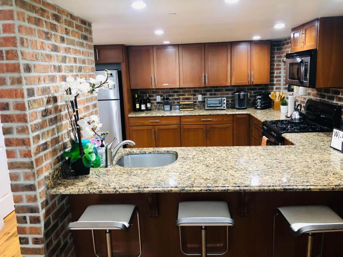 Updated Amazing Bi -Level Condo Minutes From Water Views Of New York City North Bergen Exterior foto